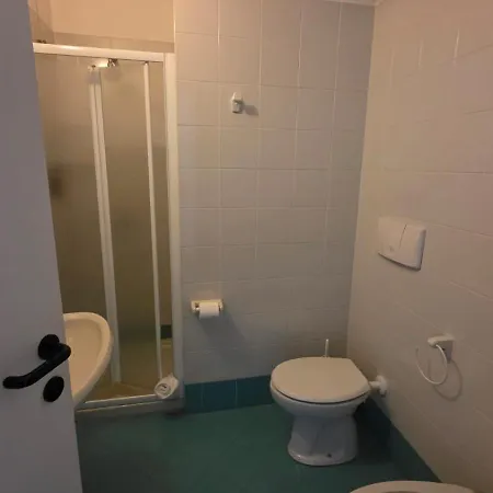 Hostel Casa Corti Ristorante Bergamo *