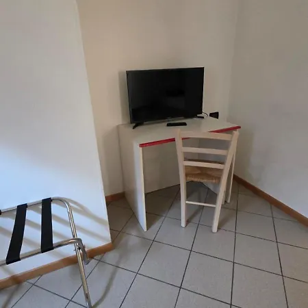 Hostel Casa Corti Ristorante Bergamo *